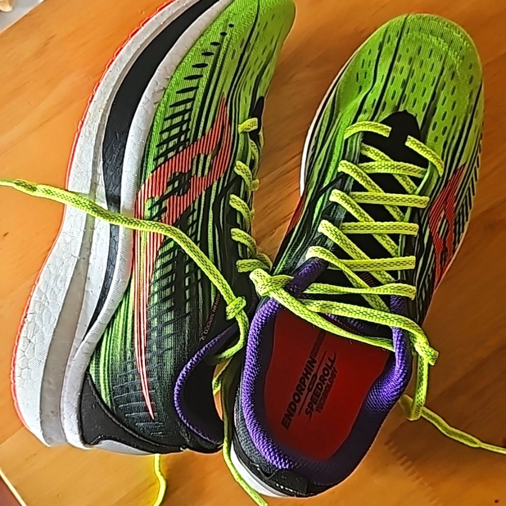 Saucony Endorphin Speed 2 Vizi Pro